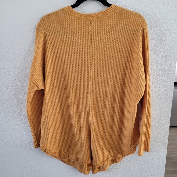 Windsor Sz Small Baggy Waffle Knit Mustard Yellow Long Sleeve Top - Picture 3 of 5